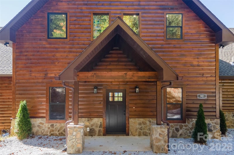 92 Cherahala Ln, Bryson City, NC 28713