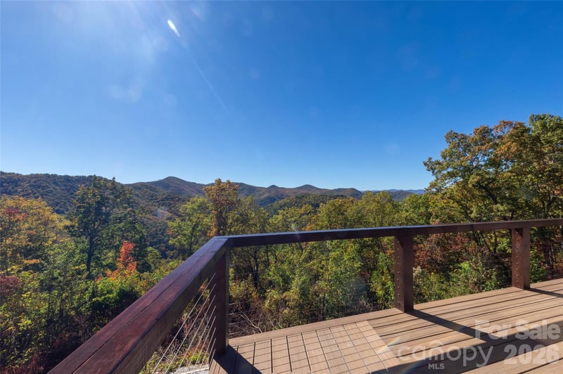 92 Cherahala Ln, Bryson City, NC 28713