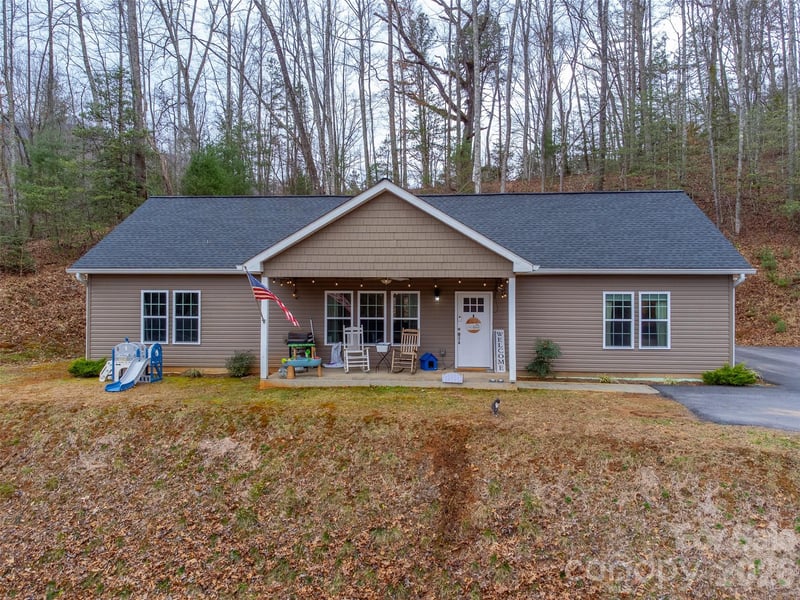 201 Woodhaven Est, Sylva, NC 28779