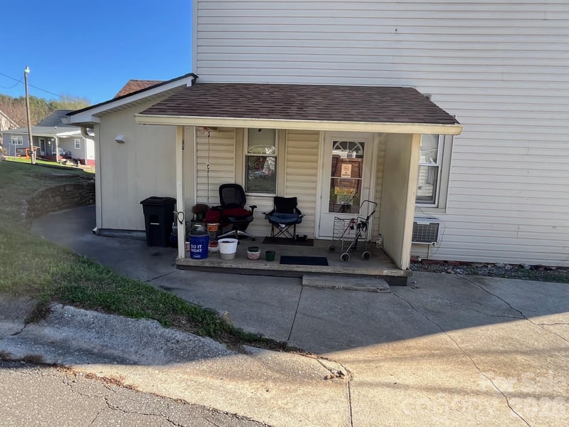524 Baldwin Ave, Marion, NC 28752