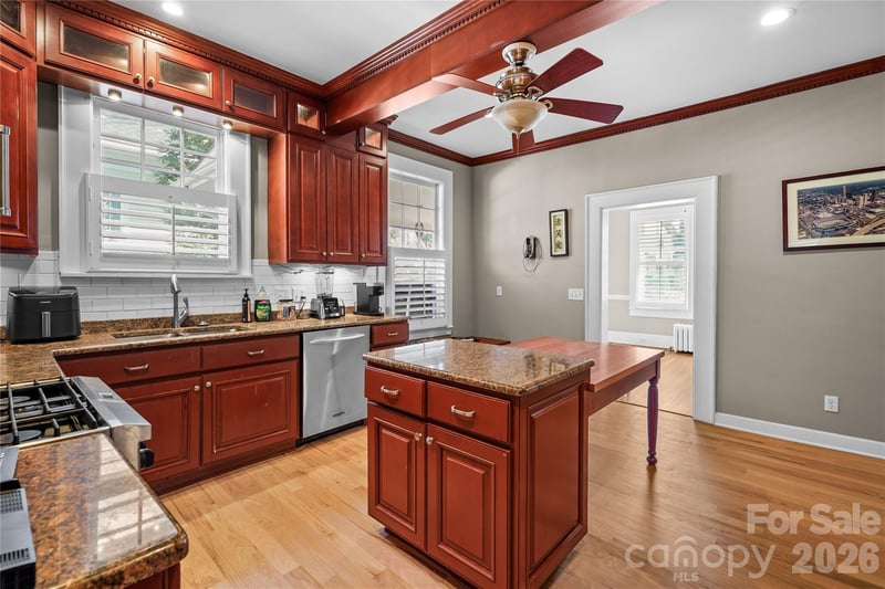 46 Marsh Ave, Concord, NC 28025