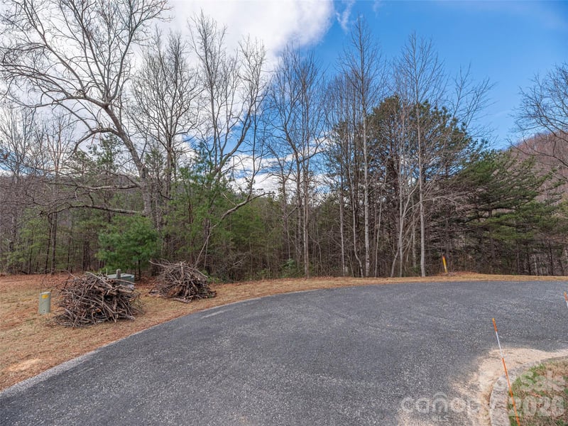 102 Trillium Ln #C-3, Black Mountain, NC 28711