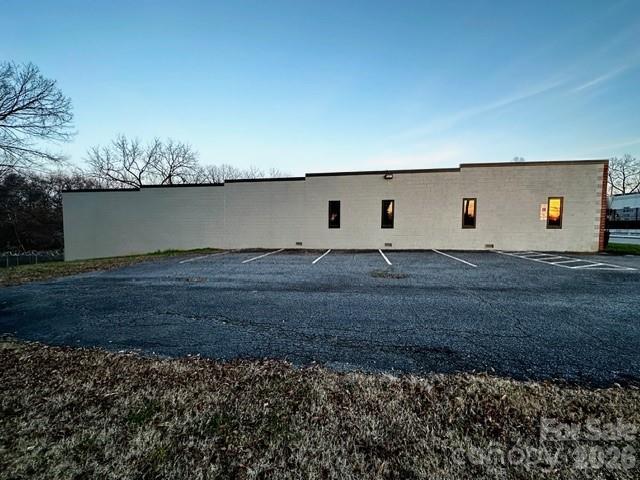 706 Main Ave, Hickory, NC 28601