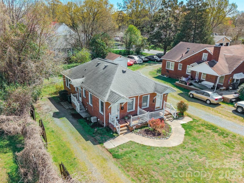 1606 Richland Dr, Charlotte, NC 28205