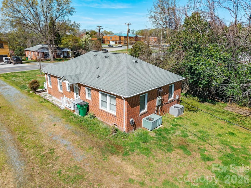1606 Richland Dr, Charlotte, NC 28205