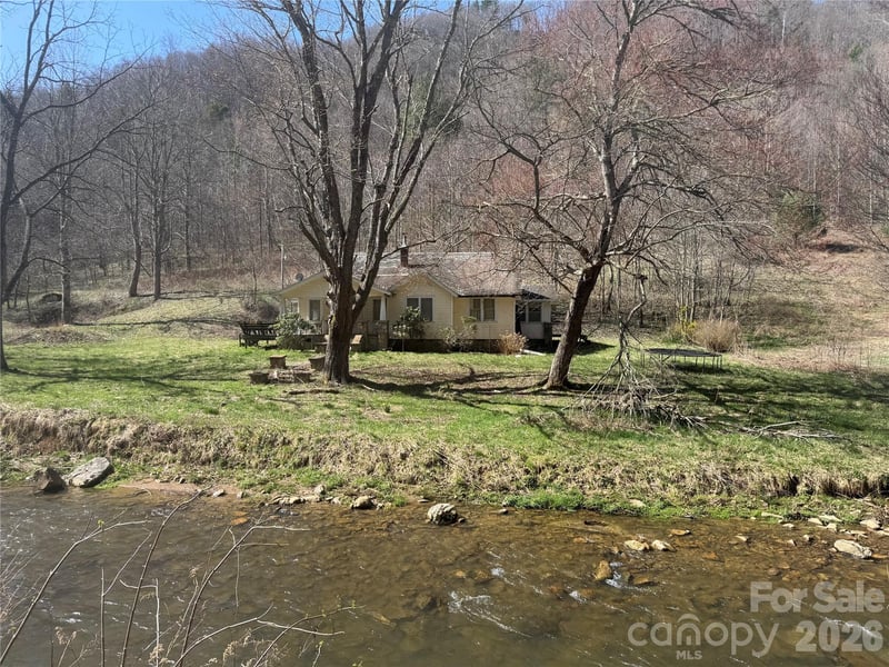 11288 Big Laurel Rd, Marshall, NC 28753