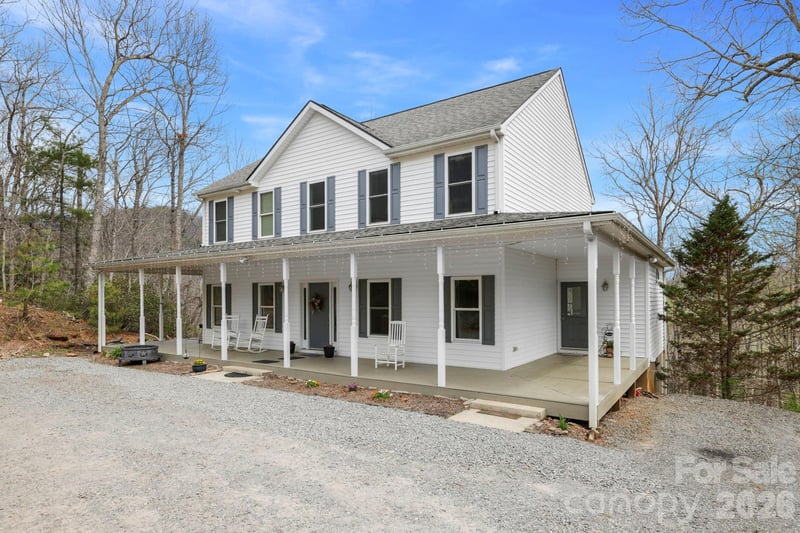 11 Starlight Dr, Black Mountain, NC 28711