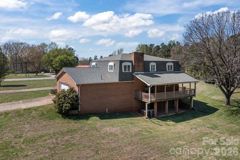 1463 Charlotte Hw, Mooresville, NC 28115