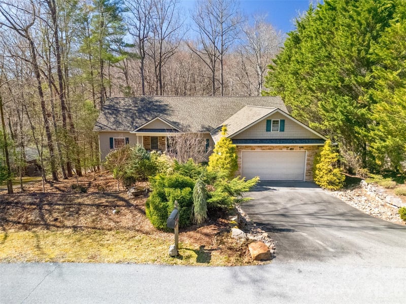 180 Notlvsi Ct, Brevard, NC 28712