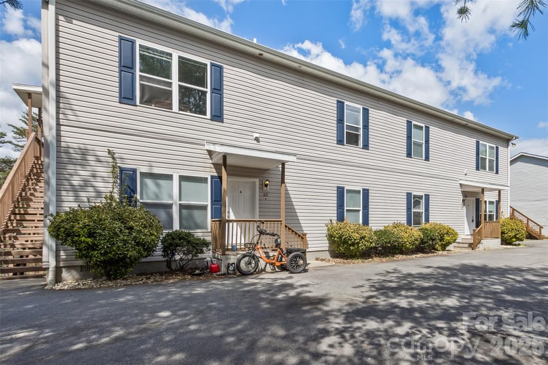 50 - 52 Smith Rd, Leicester, NC 28748