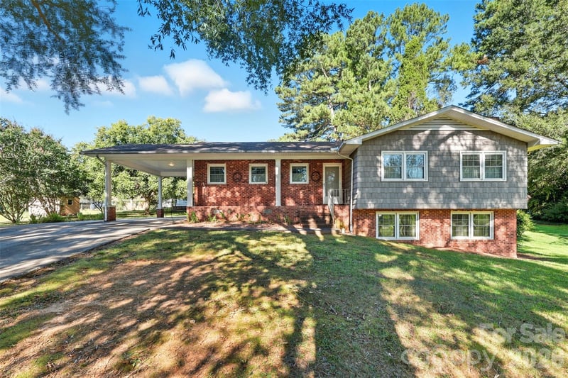 150 Magnolia Cir, Salisbury, NC 28147