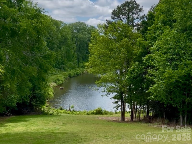 1160 Crestmont Dr, Concord, NC 28025