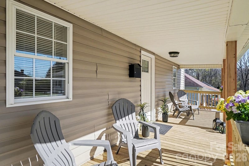 28 2nd St, Cramerton, NC 28032