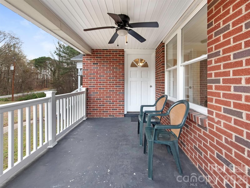 5851 Tuckaseegee Rd, Kannapolis, NC 28081