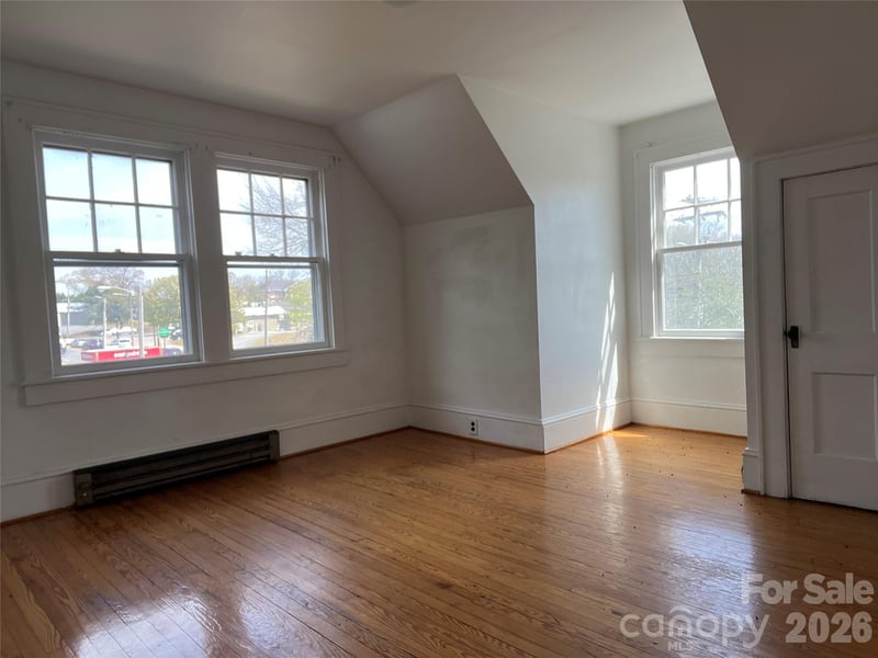 144 Broadway St, Forest City, NC 28043