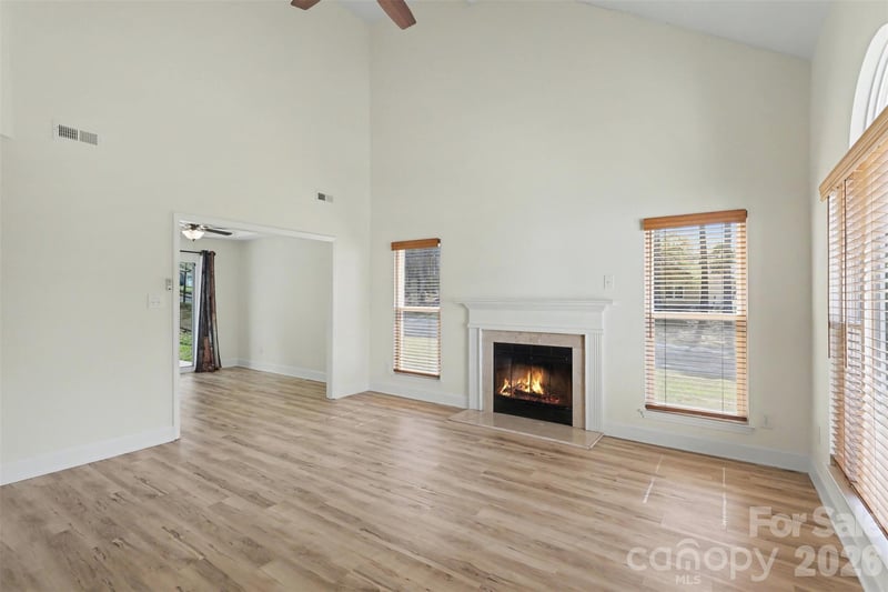 8500 Woodhill Manor Ct, Charlotte, NC 28215