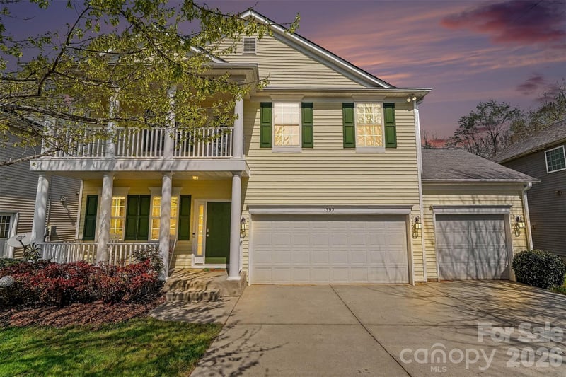 1392 Bottle Brush Ln, Harrisburg, NC 28075