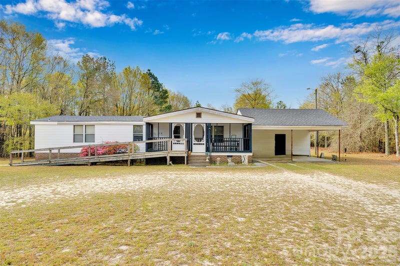 2187 Mcbee Hw, Jefferson, SC 29718