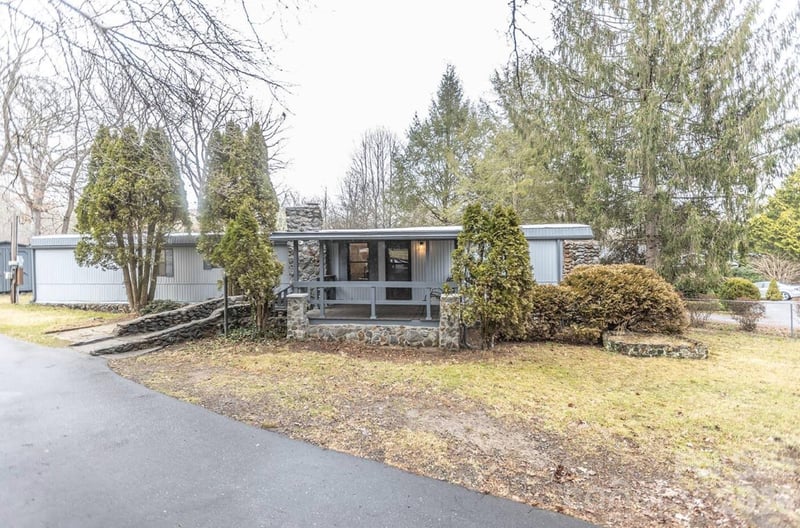 101 6th St, Black Mountain, NC 28711