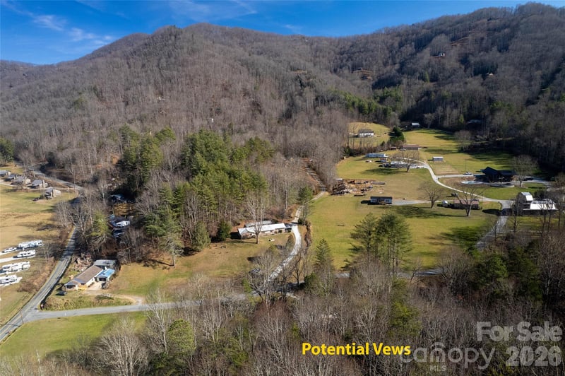 70 Earls Rd, Bryson City, NC 28713