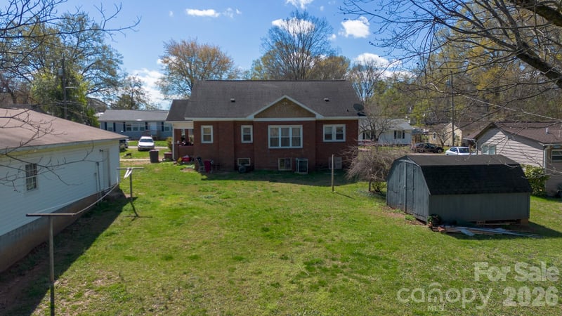 218 28th St, Newton, NC 28658