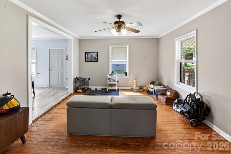 58 Burton St, Belmont, NC 28012