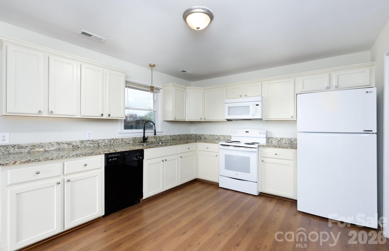 101 Woodland Dr, Clover, SC 29710
