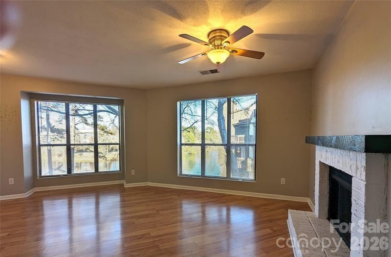 8137 Cedar Glen Dr, Charlotte, NC 28212