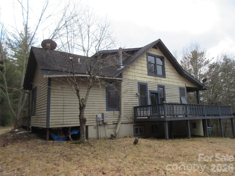 373 Shumont Rd, Black Mountain, NC 28711