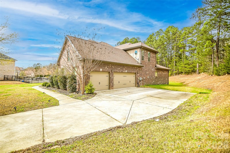 16202 Monnet Place Ct, Charlotte, NC 28278