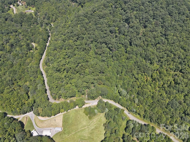 2166 Cove Creek Rd, Waynesville, NC 28785