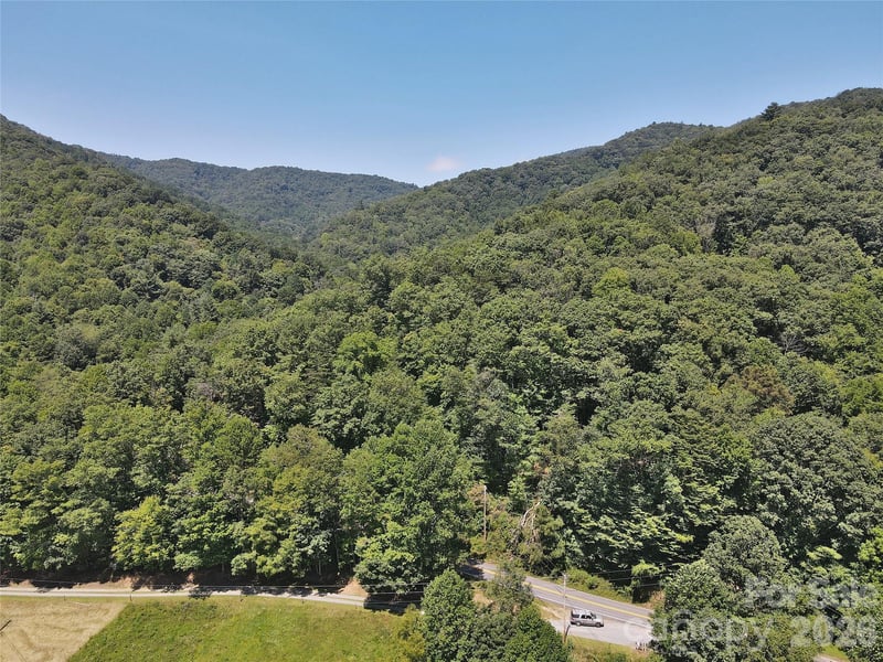 2166 Cove Creek Rd, Waynesville, NC 28785