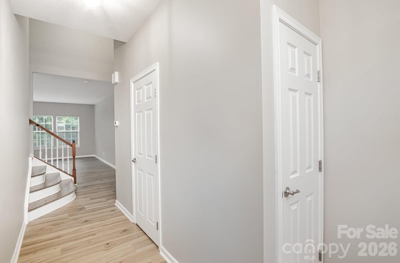 121 Inlet Point Dr, Tega Cay, SC 29708
