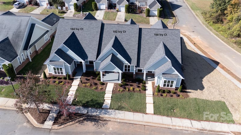 104 Ivy Ct, Morganton, NC 28655