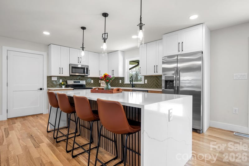 715 Sunridge Dr, Lincolnton, NC 28092