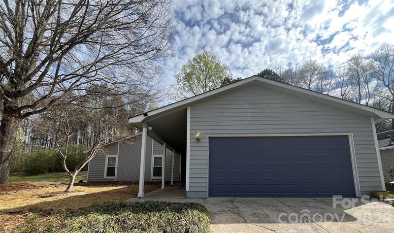 6525 Thamesmead Ln, Mint Hill, NC 28227