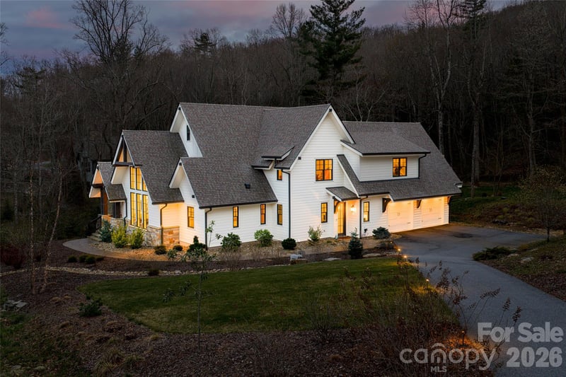 450 Barrington Dr, Asheville, NC 28803