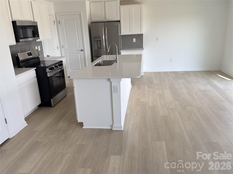 4117 Oxford Glen Dr #OG 100, Claremont, NC 28610