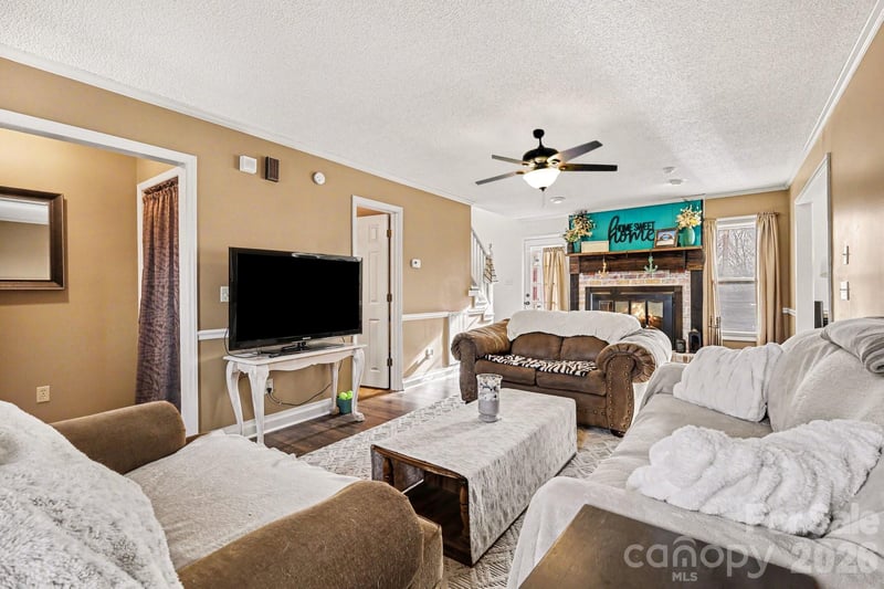 1162 Crestmont Dr, Concord, NC 28025