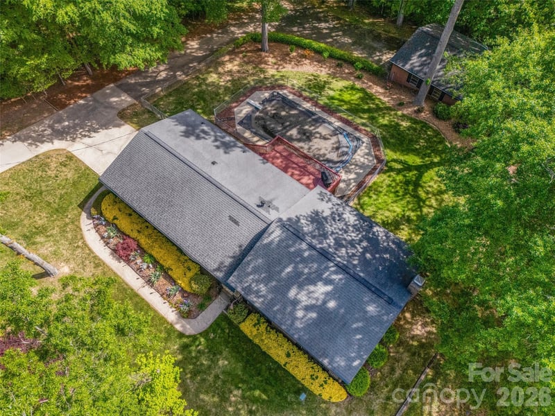 1914 New Hope Rd, Gastonia, NC 28054