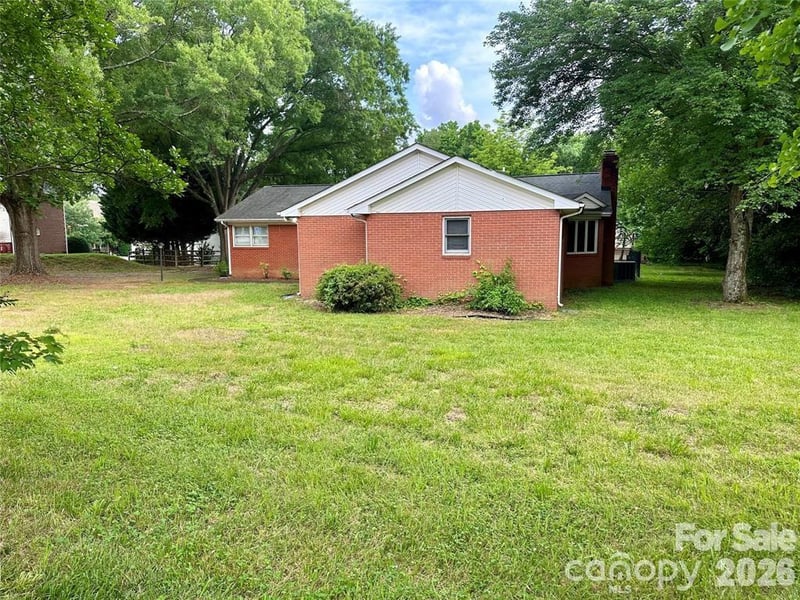 10100 Sam Furr Rd, Huntersville, NC 28078