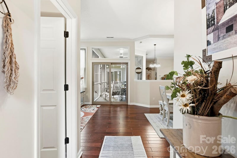21 Tisha Ln, Hendersonville, NC 28739