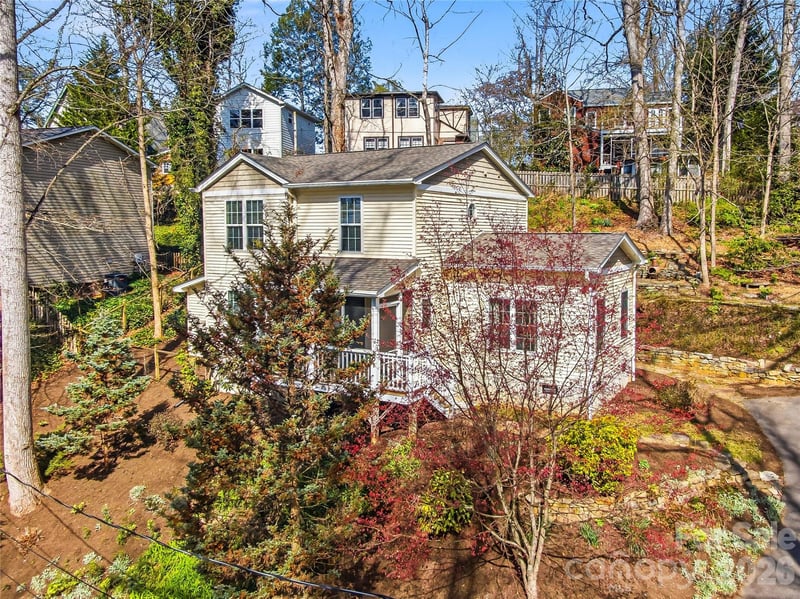 101 Westover Dr, Asheville, NC 28801