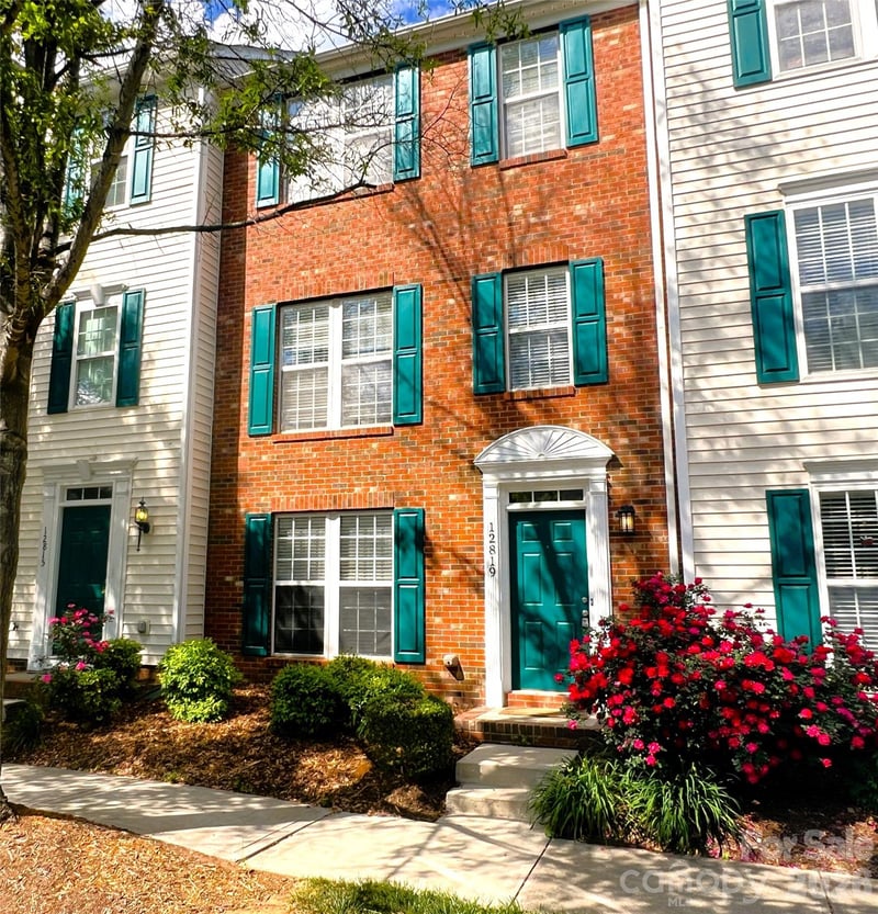 12819 Bullock Greenway Blvd, Charlotte, NC 28277