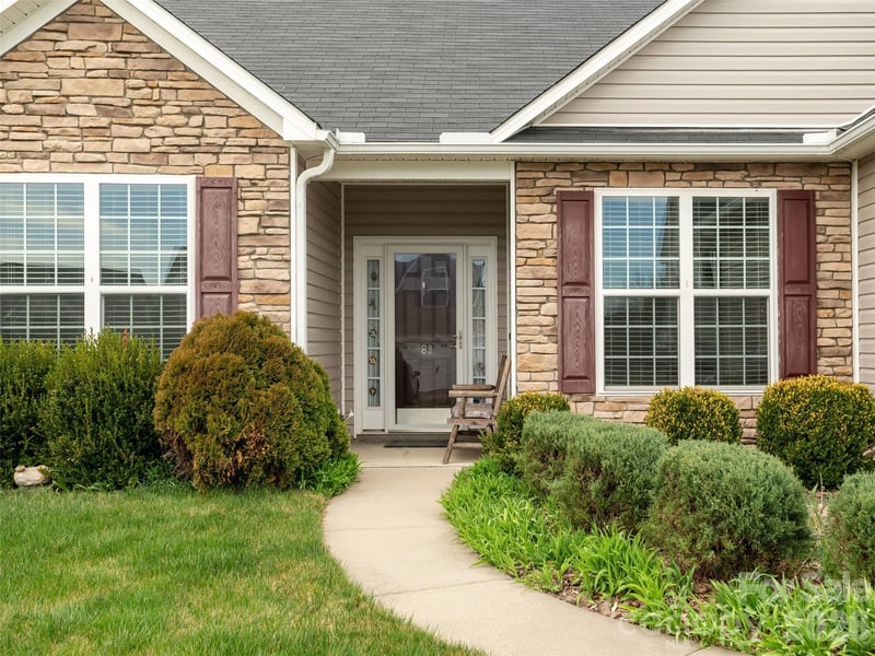 83 Swift Creek Rd, Fletcher, NC 28732