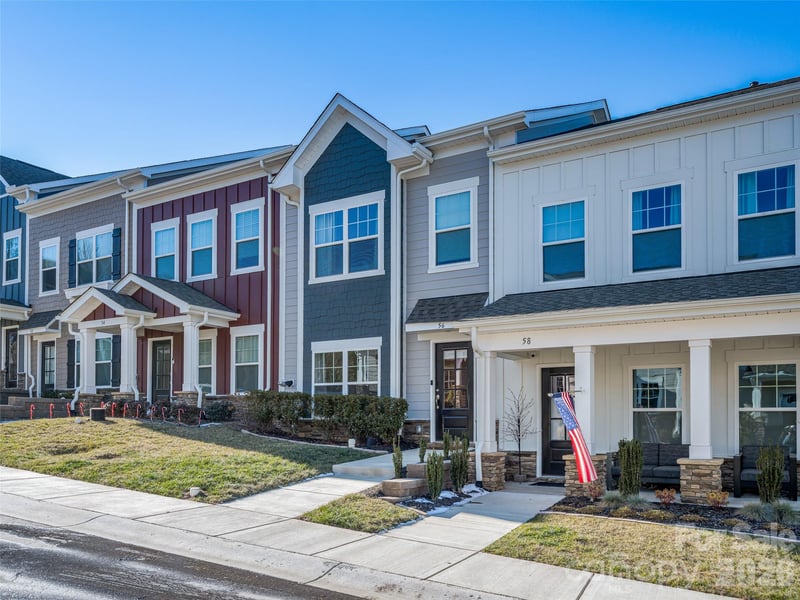 56 Walnut Springs Dr, Asheville, NC 28804