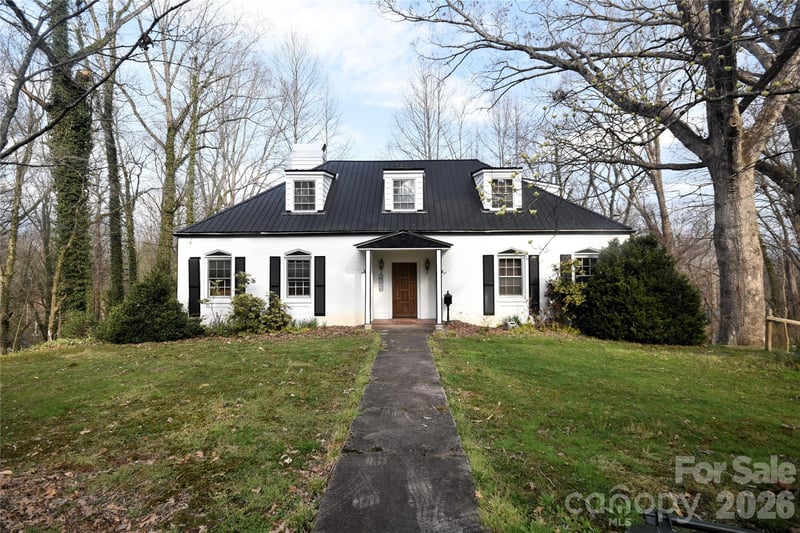 492 Main St, Waynesville, NC 28786