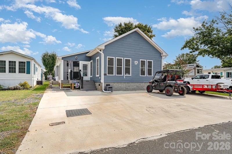 163 Cardinal Dr, New London, NC 28127