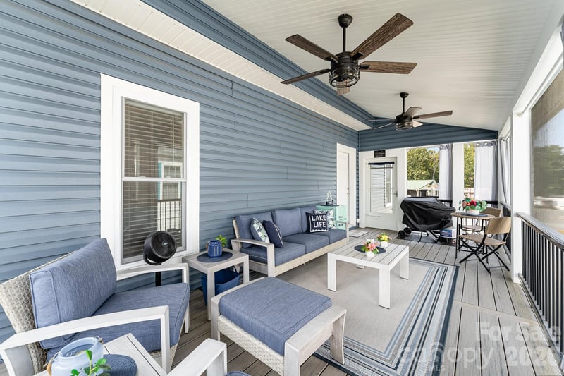 163 Cardinal Dr, New London, NC 28127