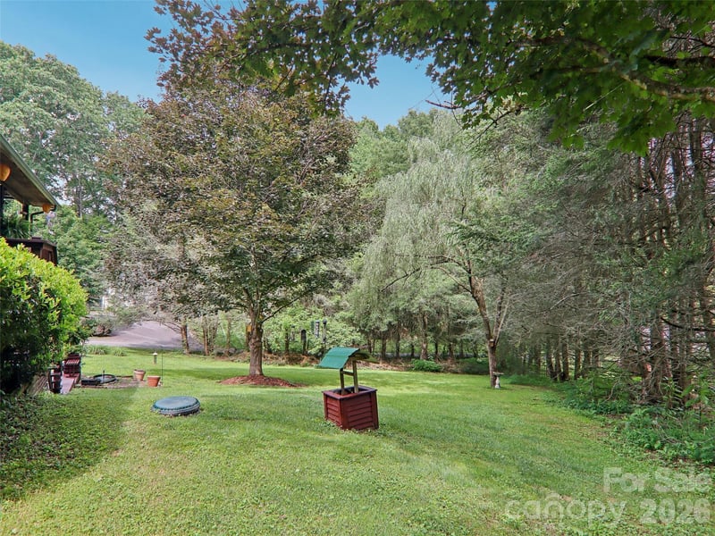 457 Shady Ridge Rd, Waynesville, NC 28785